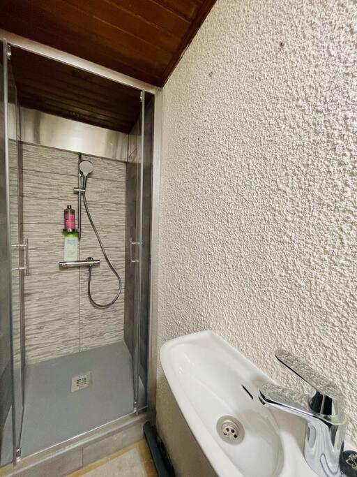 הוילה קרקסון Chez-Yu Cite מראה חיצוני תמונה